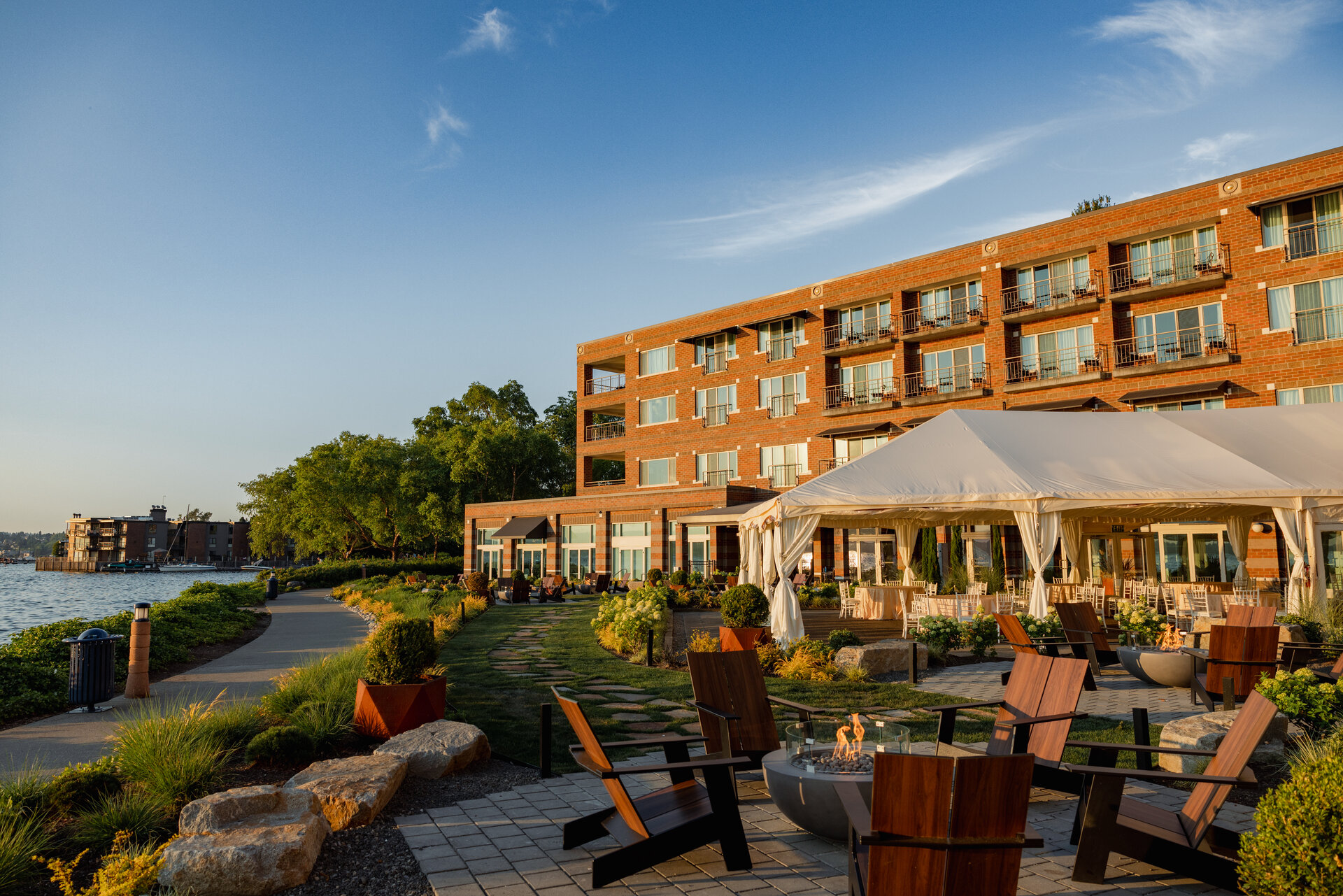 exterior shot of the woodmark hotel and spa in kirkland wa